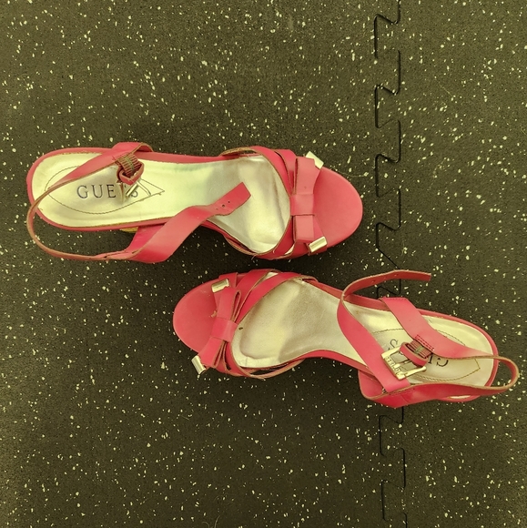 Pink Guess wedges - Picture 2 of 3